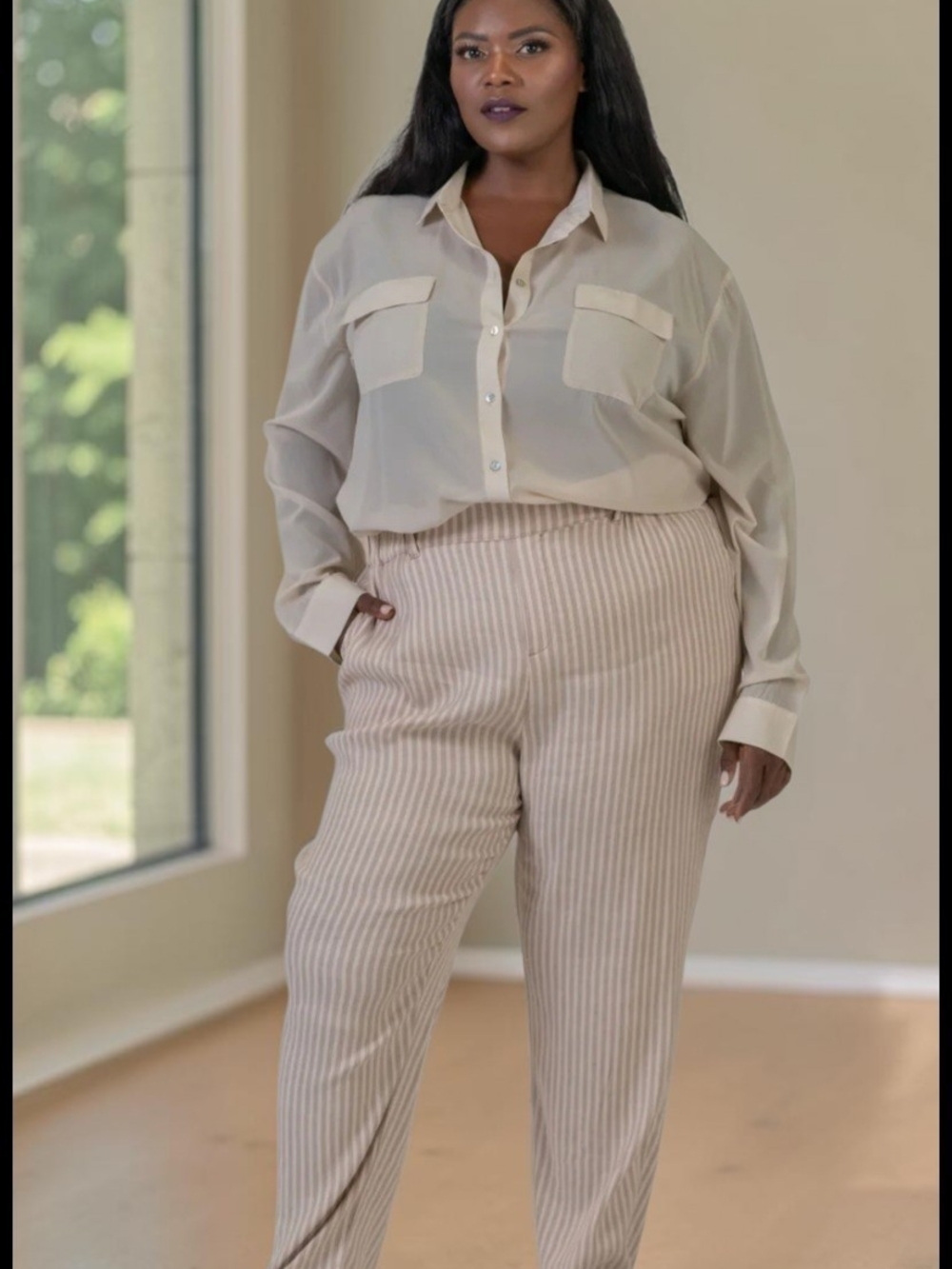 NIC+ZOE Cafe Straight Leg Pants ✨
Color: Neutral Multi Stripe